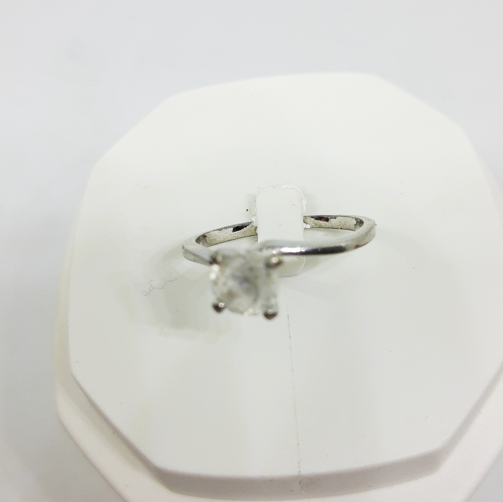 18k gold filled solitaire ring sz 8